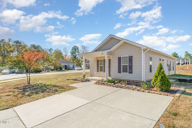 3060 Camden Creek Drive, Raleigh, NC 27610