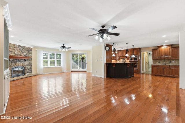 1799 Veechdale Rd, Simpsonville, KY 40067