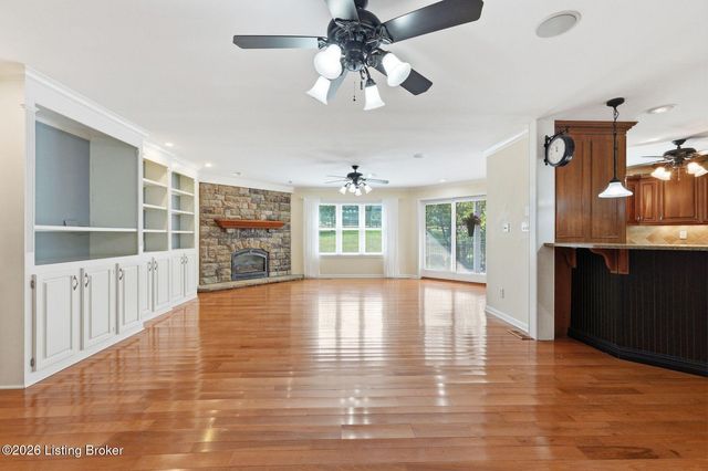 1799 Veechdale Rd, Simpsonville, KY 40067