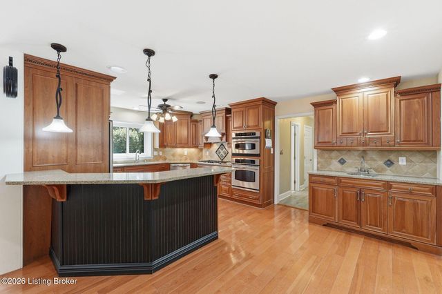 1799 Veechdale Rd, Simpsonville, KY 40067