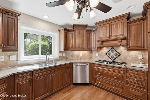 1799 Veechdale Rd, Simpsonville, KY 40067