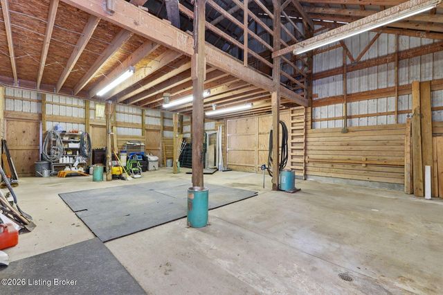 1799 Veechdale Rd, Simpsonville, KY 40067