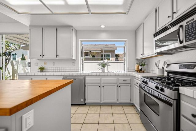 12144 Carrollton, San Diego, CA 92128