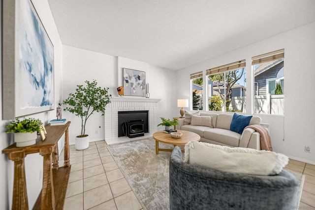 12144 Carrollton, San Diego, CA 92128