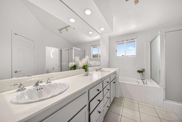 12144 Carrollton, San Diego, CA 92128