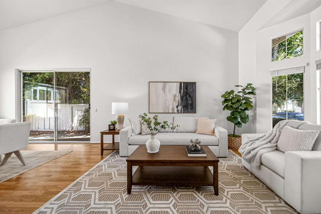 12144 Carrollton, San Diego, CA 92128