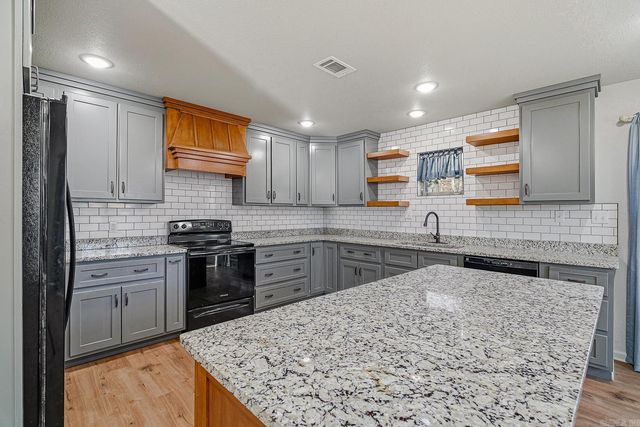 8399 HWY 141, Jonesboro, AR 72403