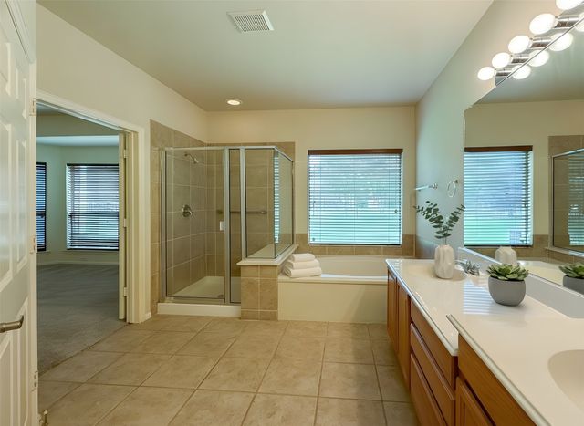 6820 Algarve Drive, Denton, TX 76210