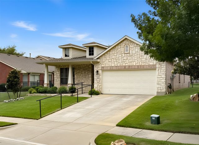 6820 Algarve Drive, Denton, TX 76210
