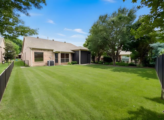 6820 Algarve Drive, Denton, TX 76210