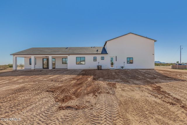 26615 N 235th Avenue, Wittmann, AZ 85361