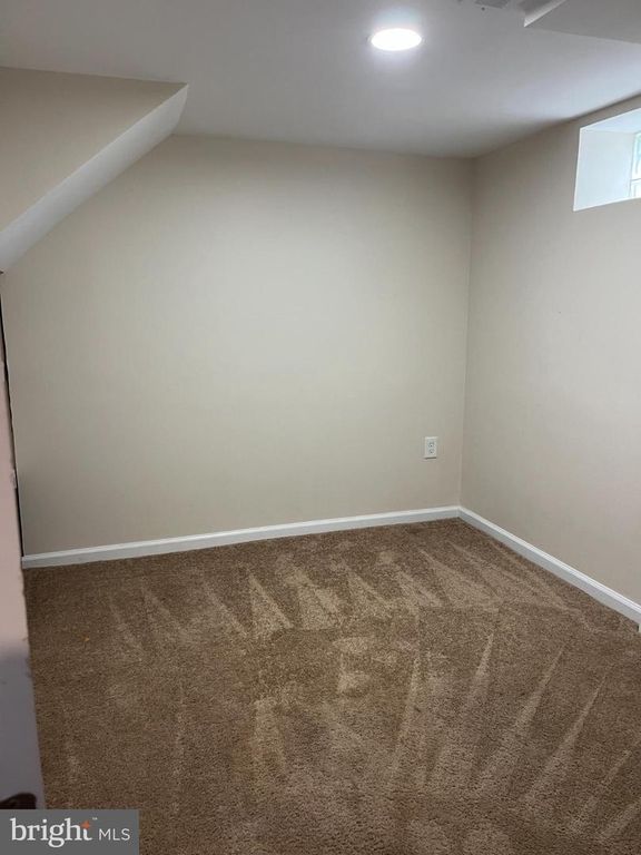 514 KENT AVE, Baltimore, MD 21228