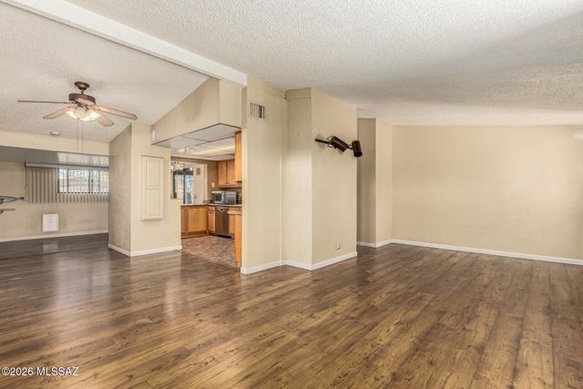 2107 S Amigo Avenue, Tucson, AZ 85713