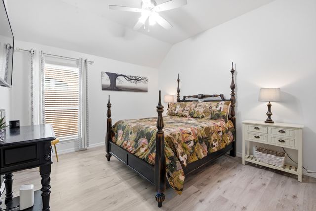 2651 Imperial Grove Lane, Conroe, TX 77385