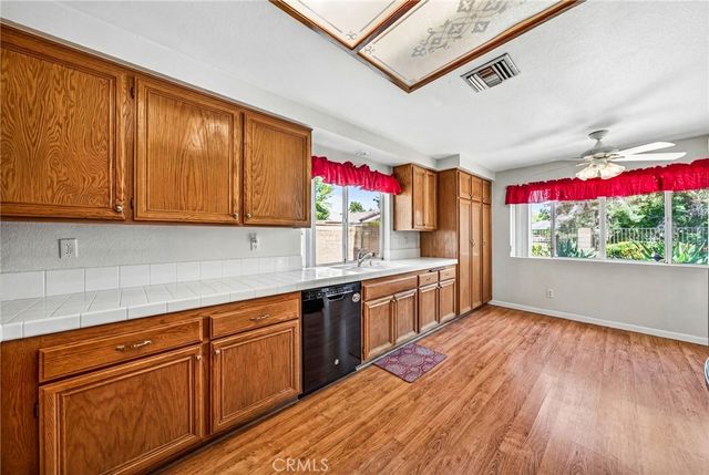 1137 Avenida Roundelay, San Jacinto, CA 92583