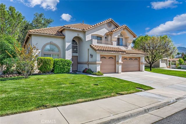 1137 Avenida Roundelay, San Jacinto, CA 92583
