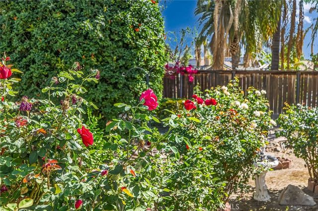 1137 Avenida Roundelay, San Jacinto, CA 92583