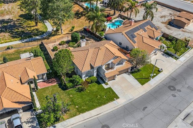 1137 Avenida Roundelay, San Jacinto, CA 92583