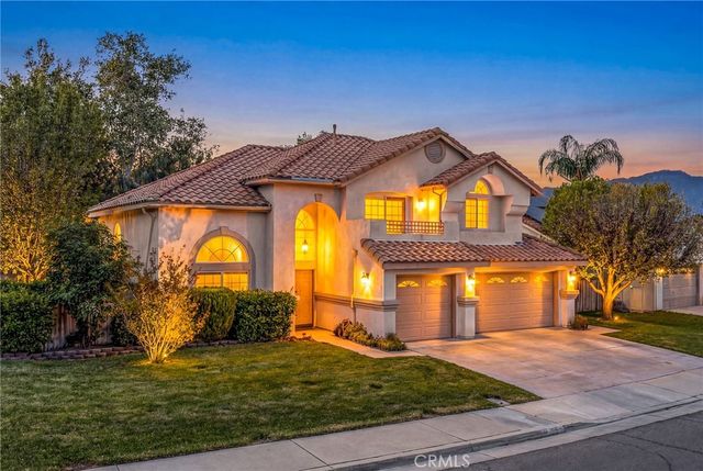 1137 Avenida Roundelay, San Jacinto, CA 92583