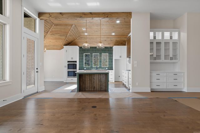 9 Manzanares Drive, Hot Springs Village, AR 71909