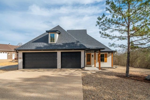 9 Manzanares Drive, Hot Springs Village, AR 71909