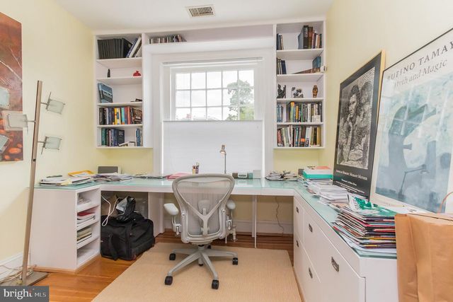 3150 19TH ST NW, Washington, DC 20010