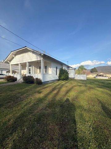 188 Howard Street, Pikeville, TN 37367