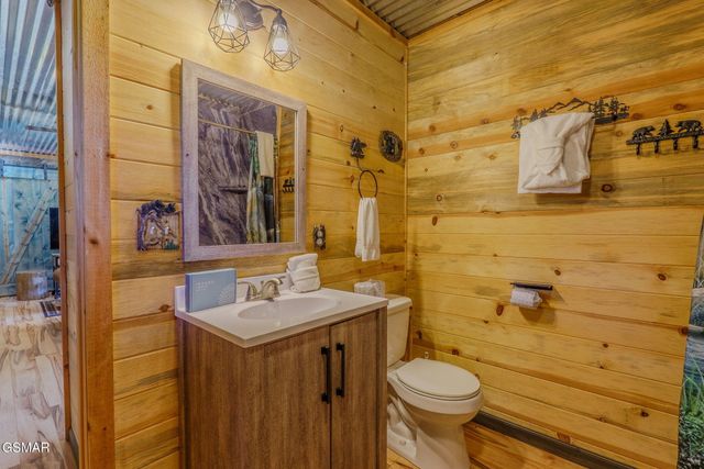 567 Edgewood Drive, Gatlinburg, TN 37738