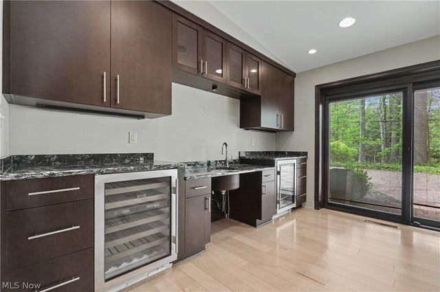 3022 Harriett Road, Silver Lake, OH 44224
