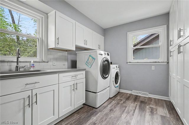 3022 Harriett Road, Silver Lake, OH 44224