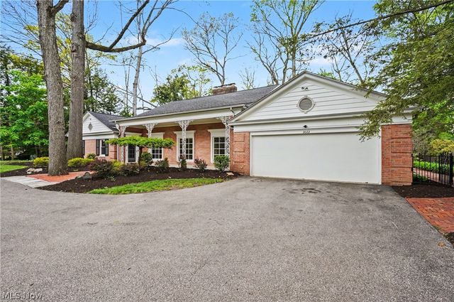 3022 Harriett Road, Silver Lake, OH 44224