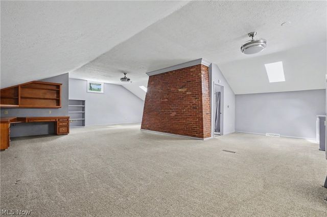 3022 Harriett Road, Silver Lake, OH 44224