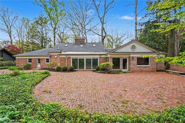 3022 Harriett Road, Silver Lake, OH 44224