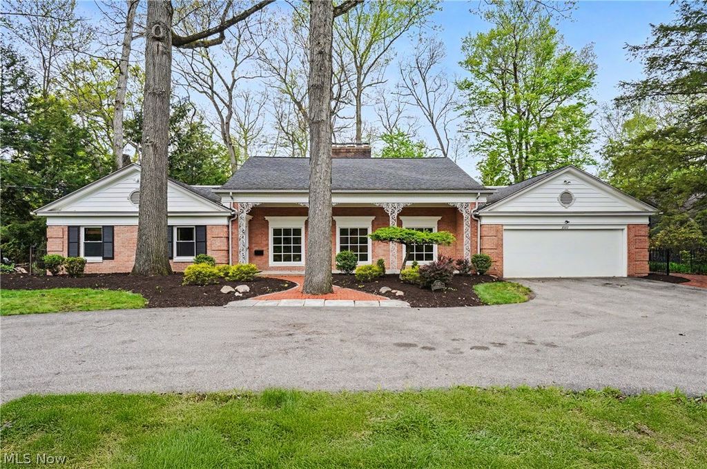 3022 Harriett Road, Silver Lake, OH 44224