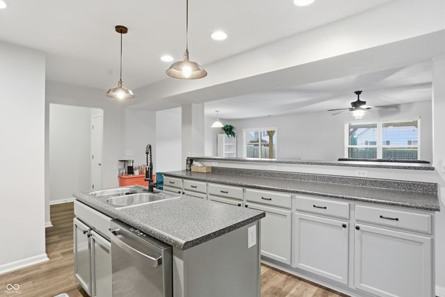 894 Kelly Pass, Greenwood, IN 46143
