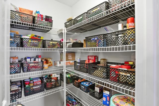 894 Kelly Pass, Greenwood, IN 46143