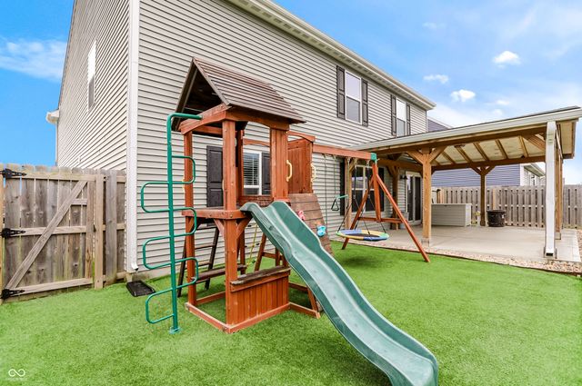 894 Kelly Pass, Greenwood, IN 46143