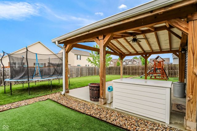 894 Kelly Pass, Greenwood, IN 46143