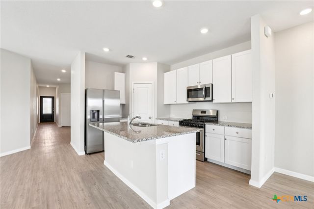 2824 Green Finch, New Braunfels, TX 78130