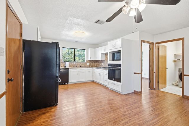 11107 Stormy Ridge RD, Austin, TX 78739