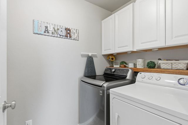 2020 N Oakland St, Liberty Lake, WA 99019