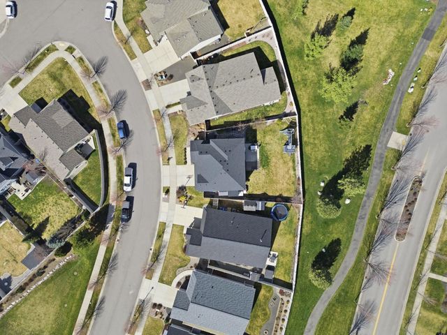 2020 N Oakland St, Liberty Lake, WA 99019