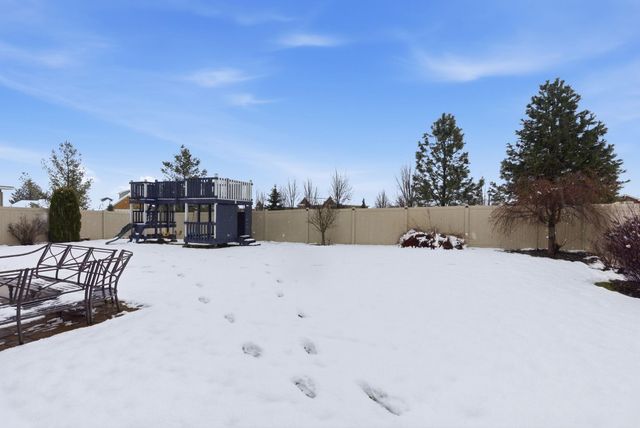 2020 N Oakland St, Liberty Lake, WA 99019