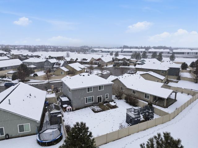 2020 N Oakland St, Liberty Lake, WA 99019