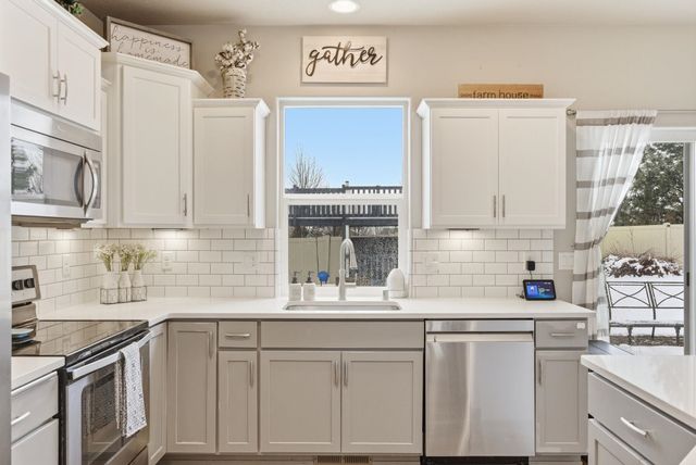 2020 N Oakland St, Liberty Lake, WA 99019