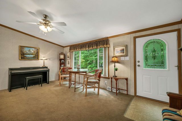 149 Dorchester Road, Rumney, NH 03266