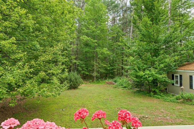 149 Dorchester Road, Rumney, NH 03266