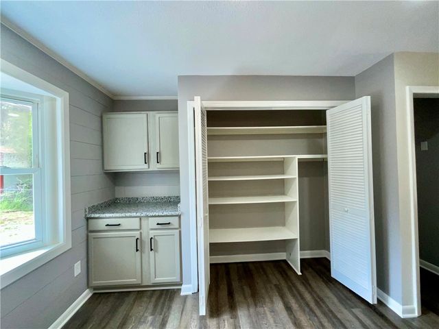 208 Shannon Forest Drive, Westminster, SC 29693