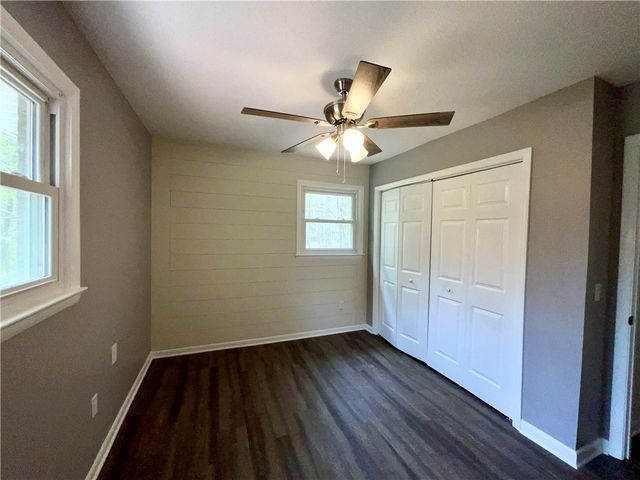 208 Shannon Forest Drive, Westminster, SC 29693