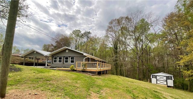 208 Shannon Forest Drive, Westminster, SC 29693